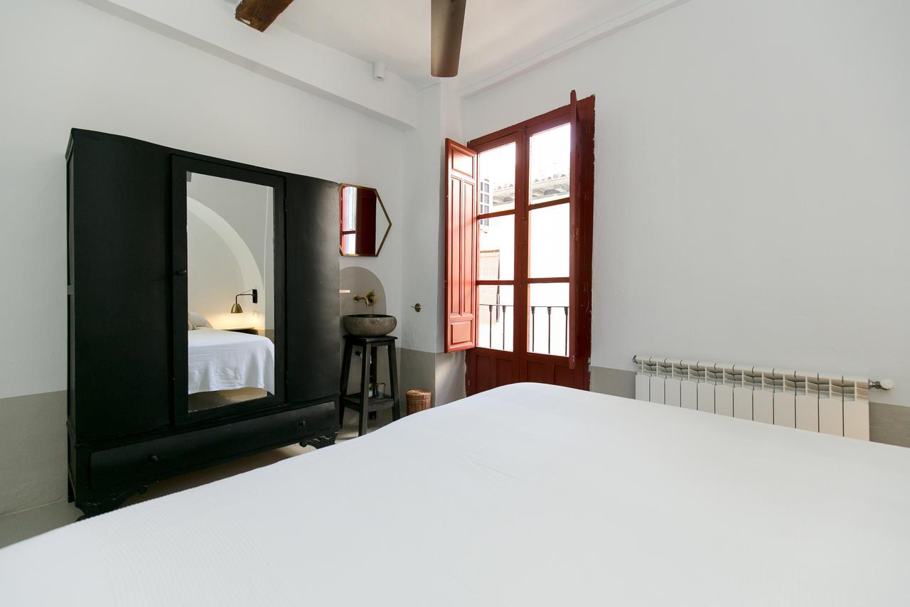 Hospedaje Pensión La Almohada Granada Exterior foto